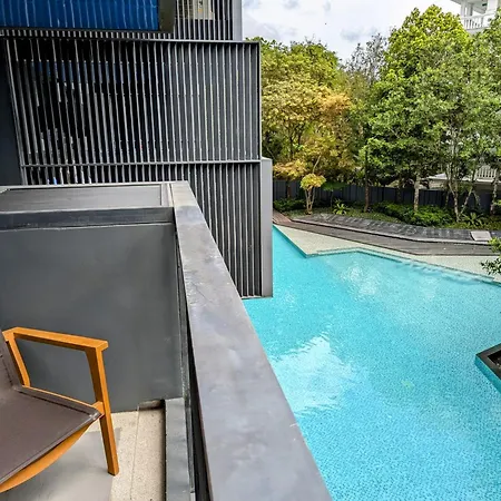 The Deck Condominium Patong Beach Exterior photo