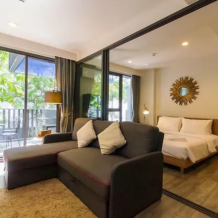 The Deck Condominium Patong Beach Exterior photo