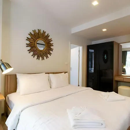 The Deck Condominium Patong Beach Exterior photo